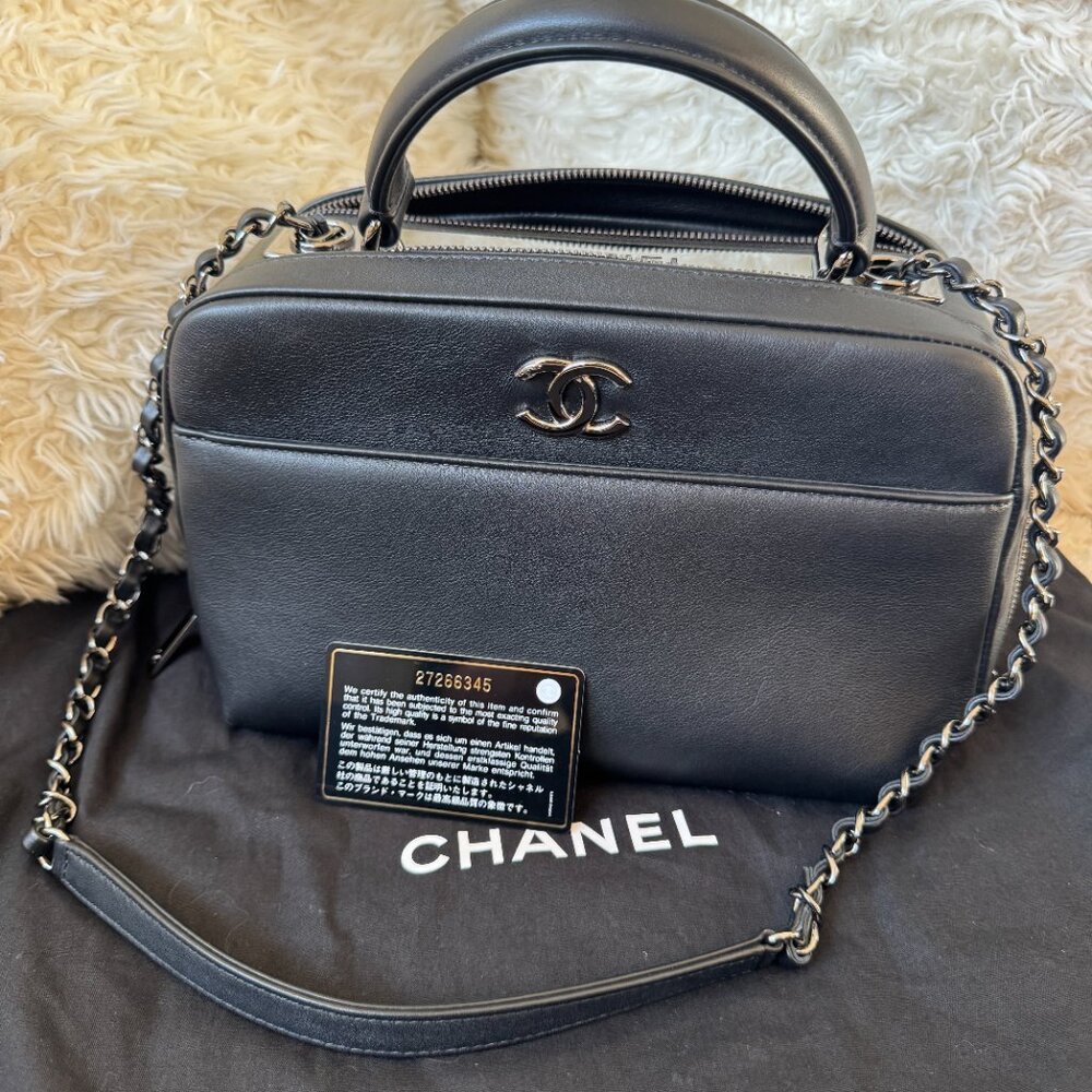Chanel TRENDY CC Shoulder Bowling Bag Top Handle Calfskin Black Leather Medium